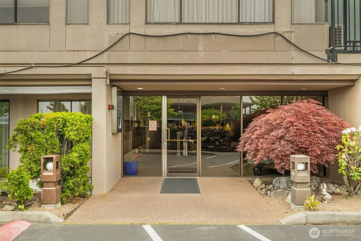 601 S 227th Street #403N, Des Moines, WA 98198 - #1
