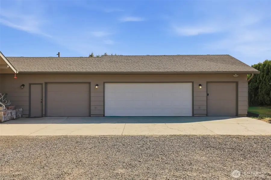 8634 State Route 231 N, Sprague, WA 99032 - #2