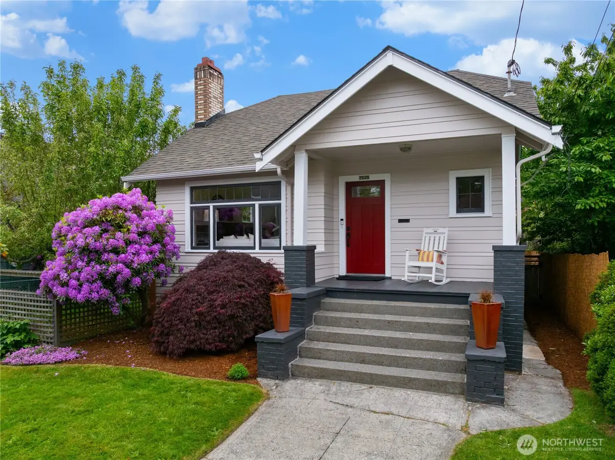 7529 32nd Avenue Nw, Seattle, WA 98117 - #1