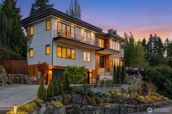 9818 SE 42nd Place, Mercer Island, WA 98040
