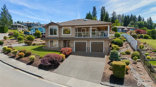 6027 Osprey Circle, Bremerton, WA 98312