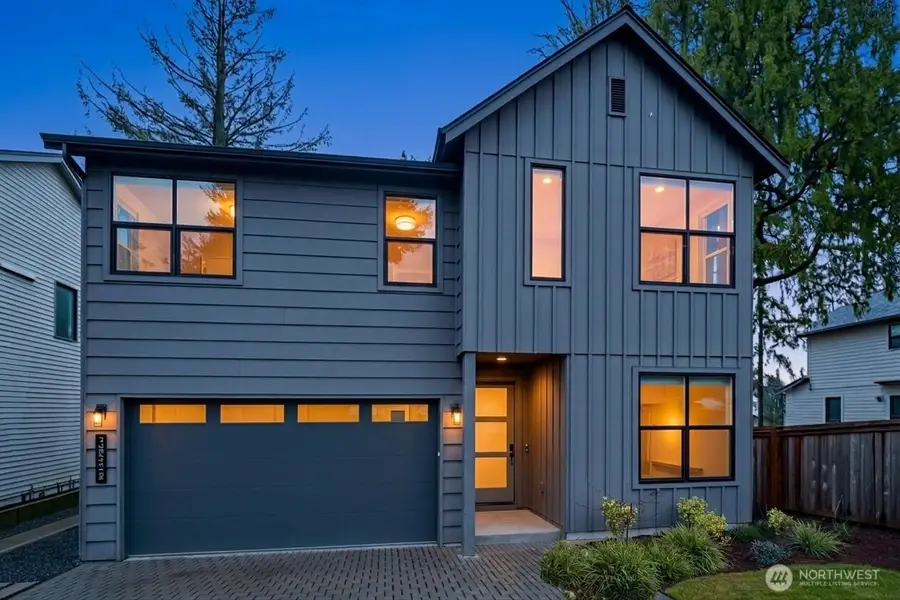 12332 38th Avenue Ne, Seattle, WA 98125 - #3