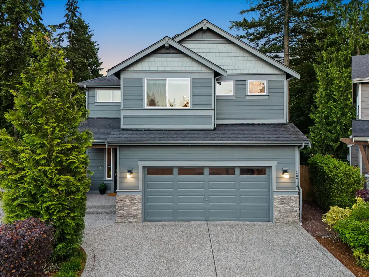 20714 1st Avenue W, Lynnwood, WA 98036 - #1