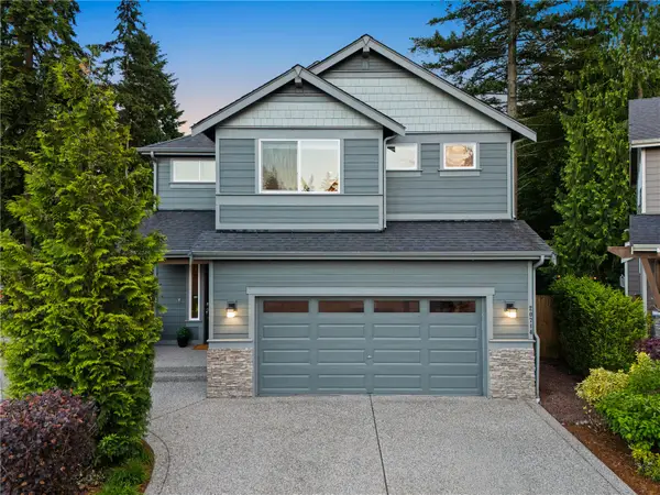20714 1st Avenue W, Lynnwood, WA 98036