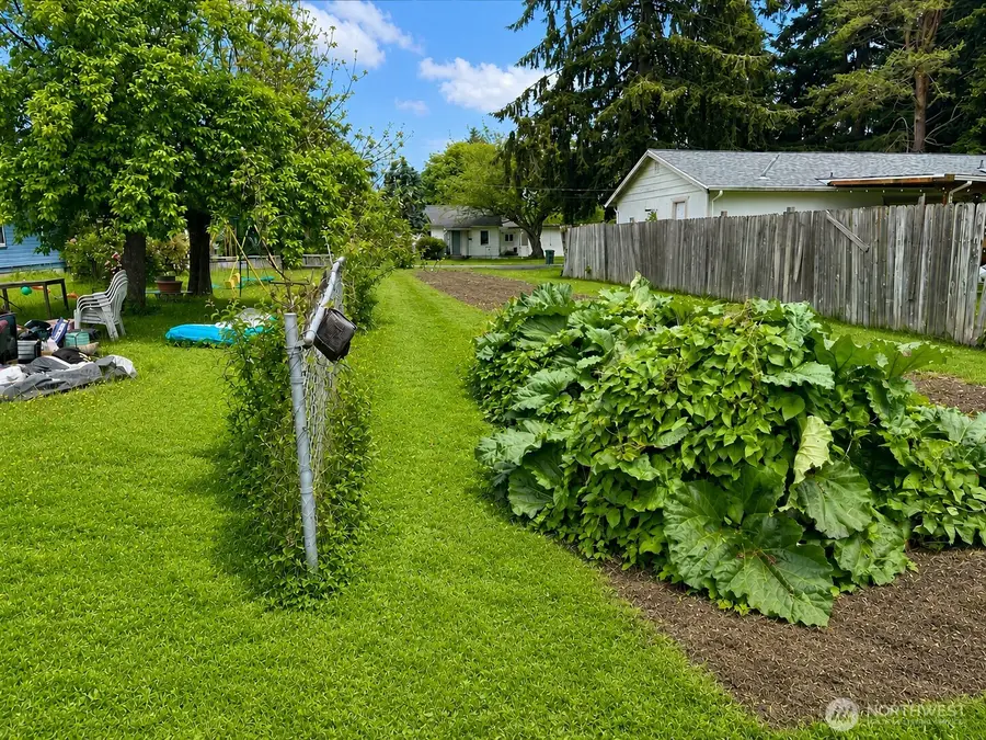 419 Sterling Street, Sedro Woolley, WA 98284 - #3