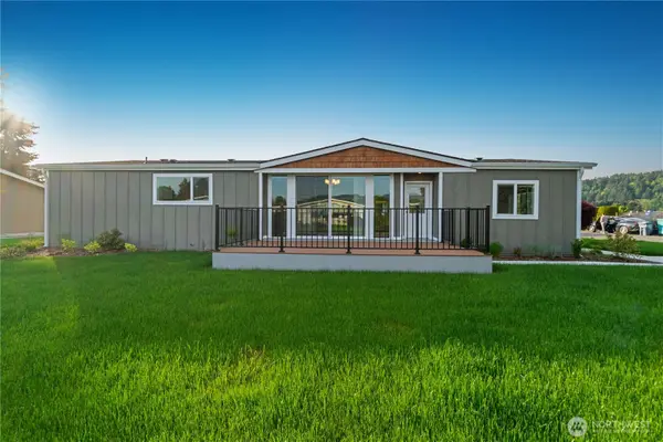 836 S Harmon Way #73, Orting, WA 98360