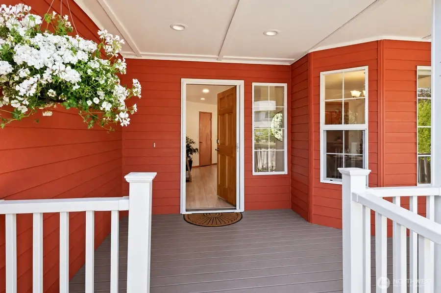 1618 E Highland Avenue, Mount Vernon, WA 98273 - #3