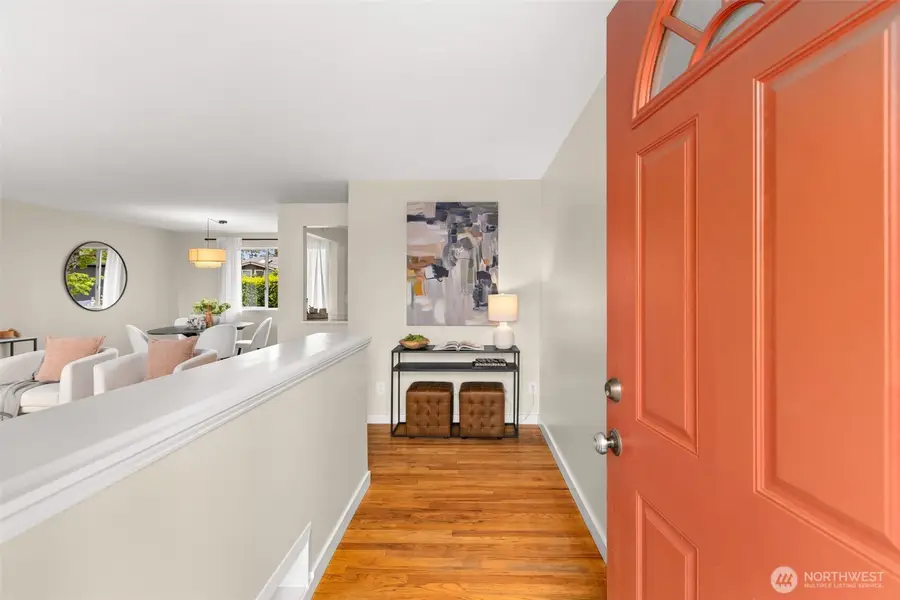 10417 17th Avenue Sw, Seattle, WA 98146 - #2
