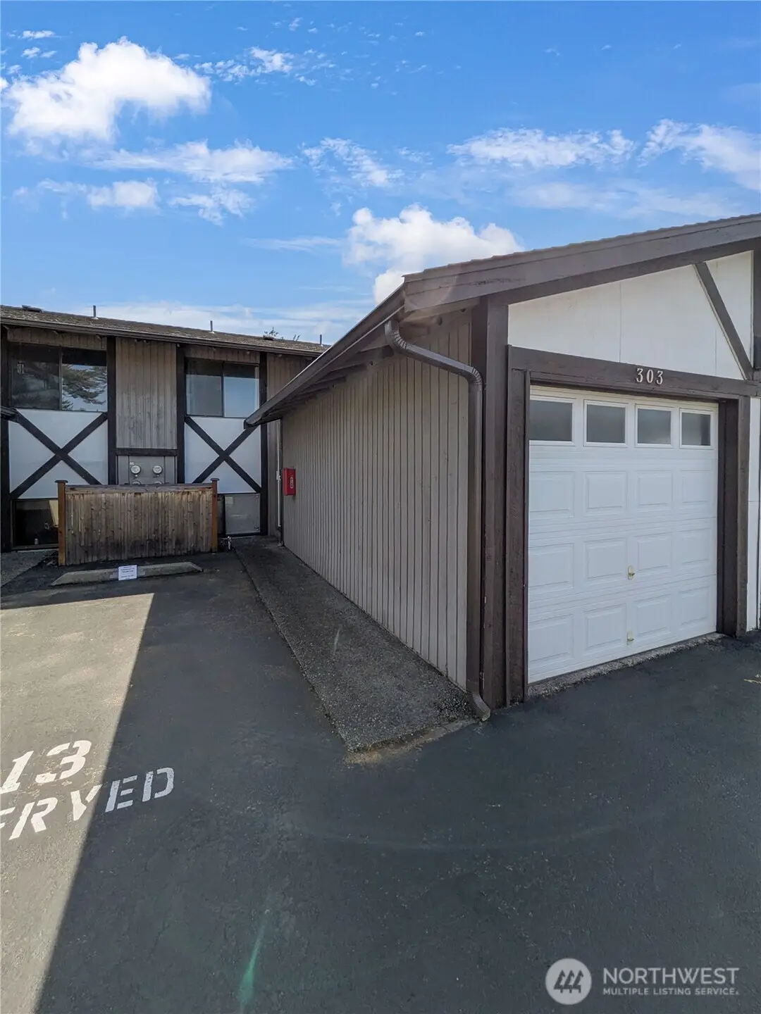 317 SW 112th Street #303, Seattle, WA 98146 - #1