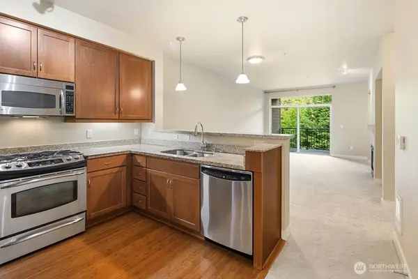 15730 116th Avenue Ne #305, Bothell, WA 98011