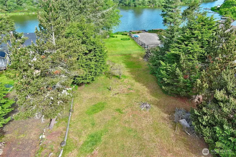 579 Blue Wing Loop Se #35, Ocean Shores, WA 98569 - #2