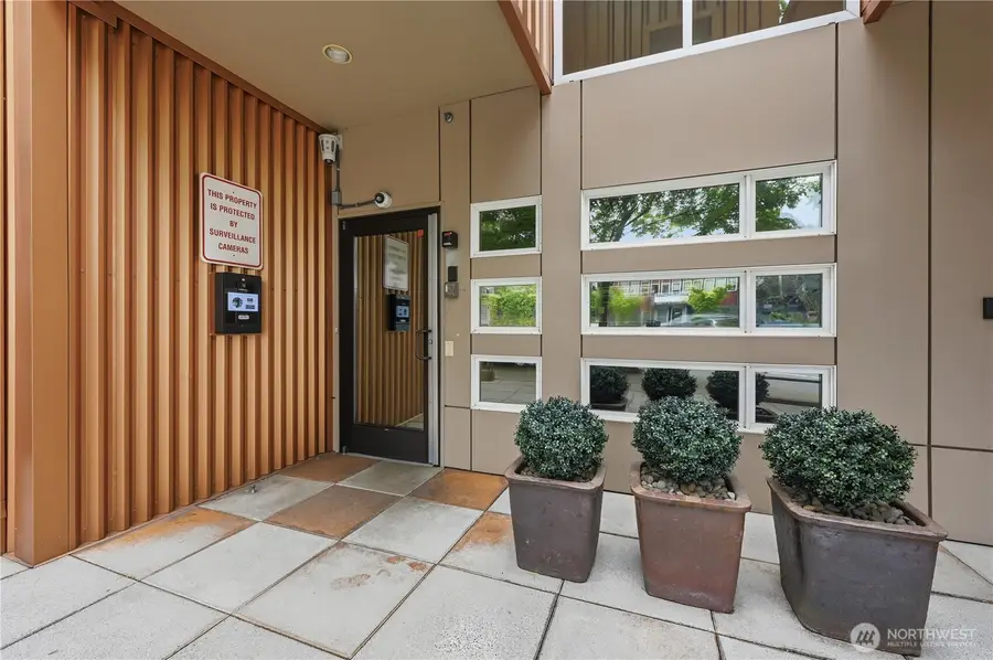 4020 Aurora Avenue N #304, Seattle, WA 98103 - #3