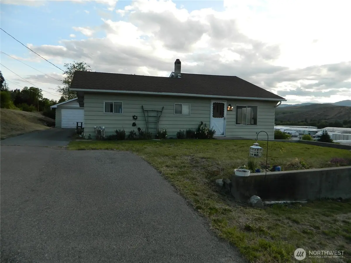 110 1st Street E, Tonasket, WA 98855 - #1