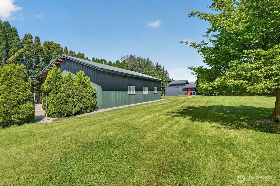92 S Stark Avenue, East Wenatchee, WA 98802 - #2