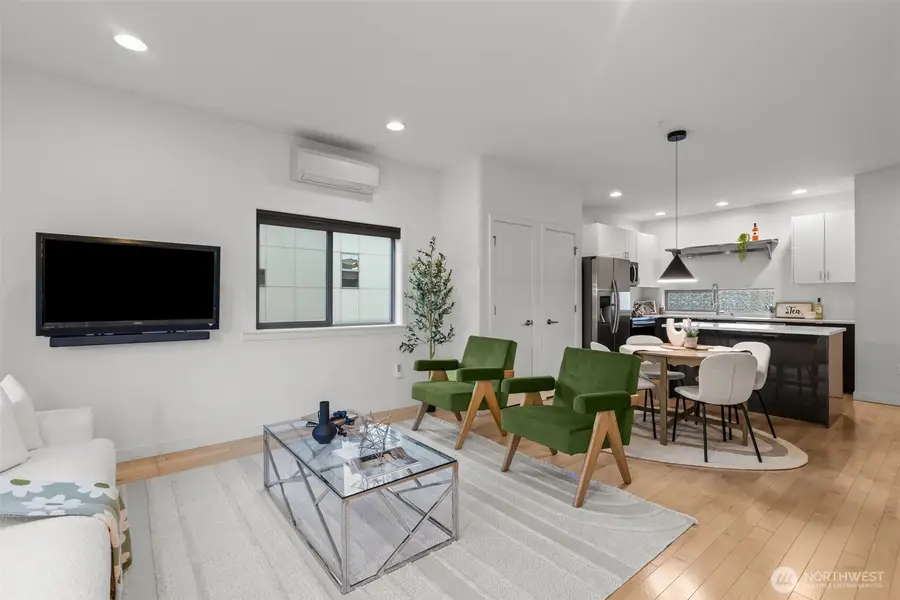 4204 S Trenton Street, Seattle, WA 98118 - #2