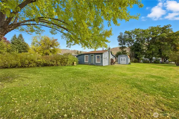 38 Main Street, Methow, WA 98834