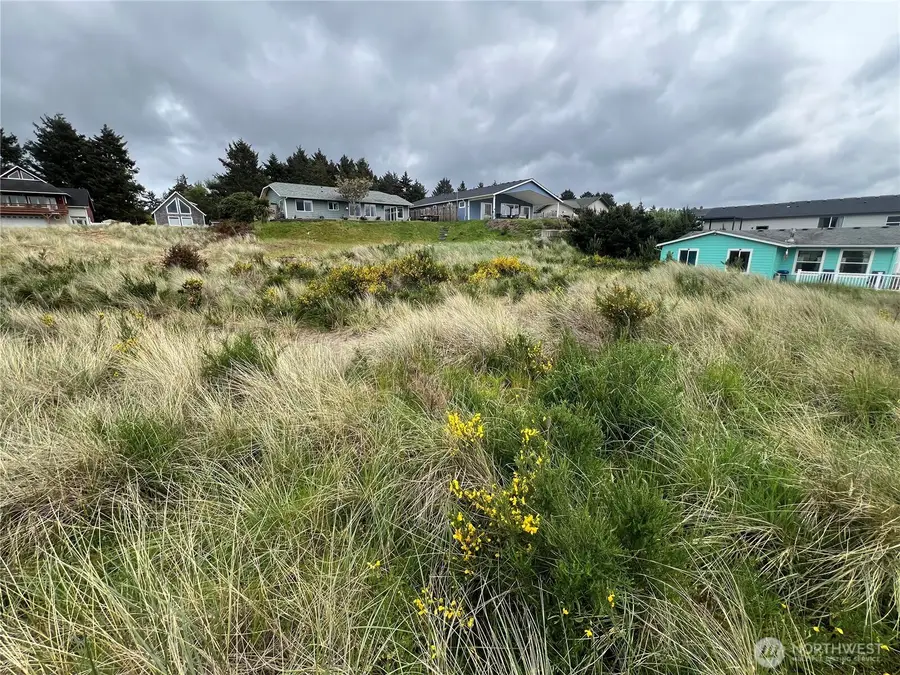 32808 & 32900 I Street #3 & 4, Ocean Park, WA 98640 - #3