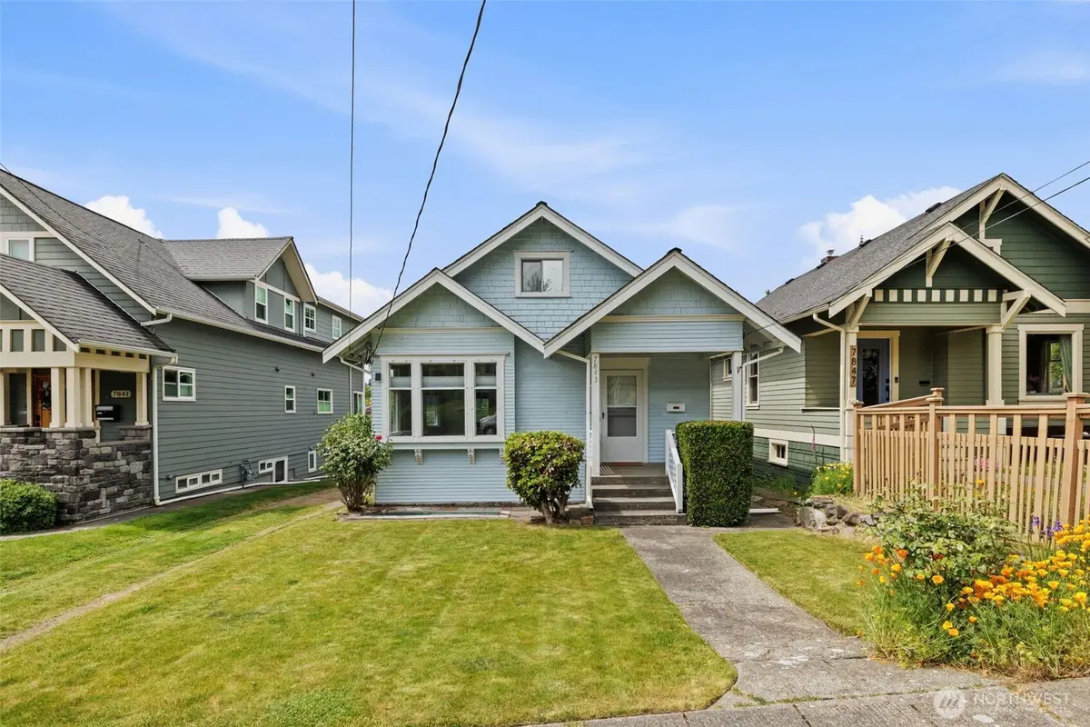 7843 Stroud Avenue N, Seattle, WA 98103 - #1