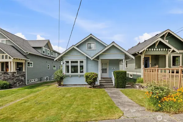 7843 Stroud Avenue N, Seattle, WA 98103