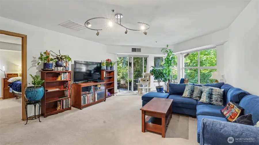 1750 152nd Avenue Ne #C313, Bellevue, WA 98007 - #3
