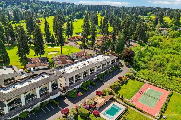 16921 Inglewood Road Ne #A103, Kenmore, WA 98028