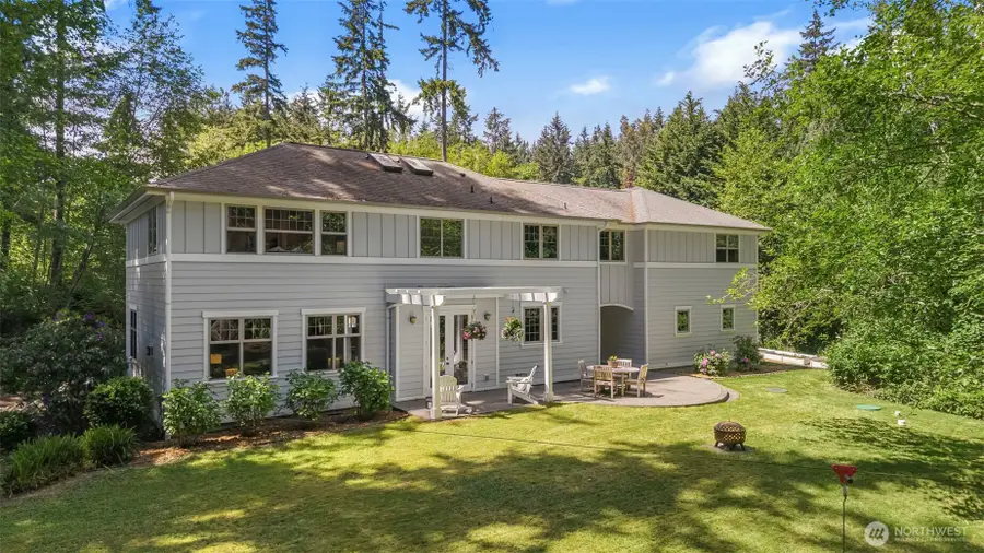 4810 Rose Avenue Ne, Bainbridge Island, WA 98110 - #2