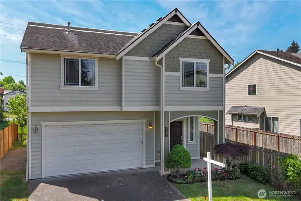 3215 Garnet St Street Se, Olympia, WA 98501