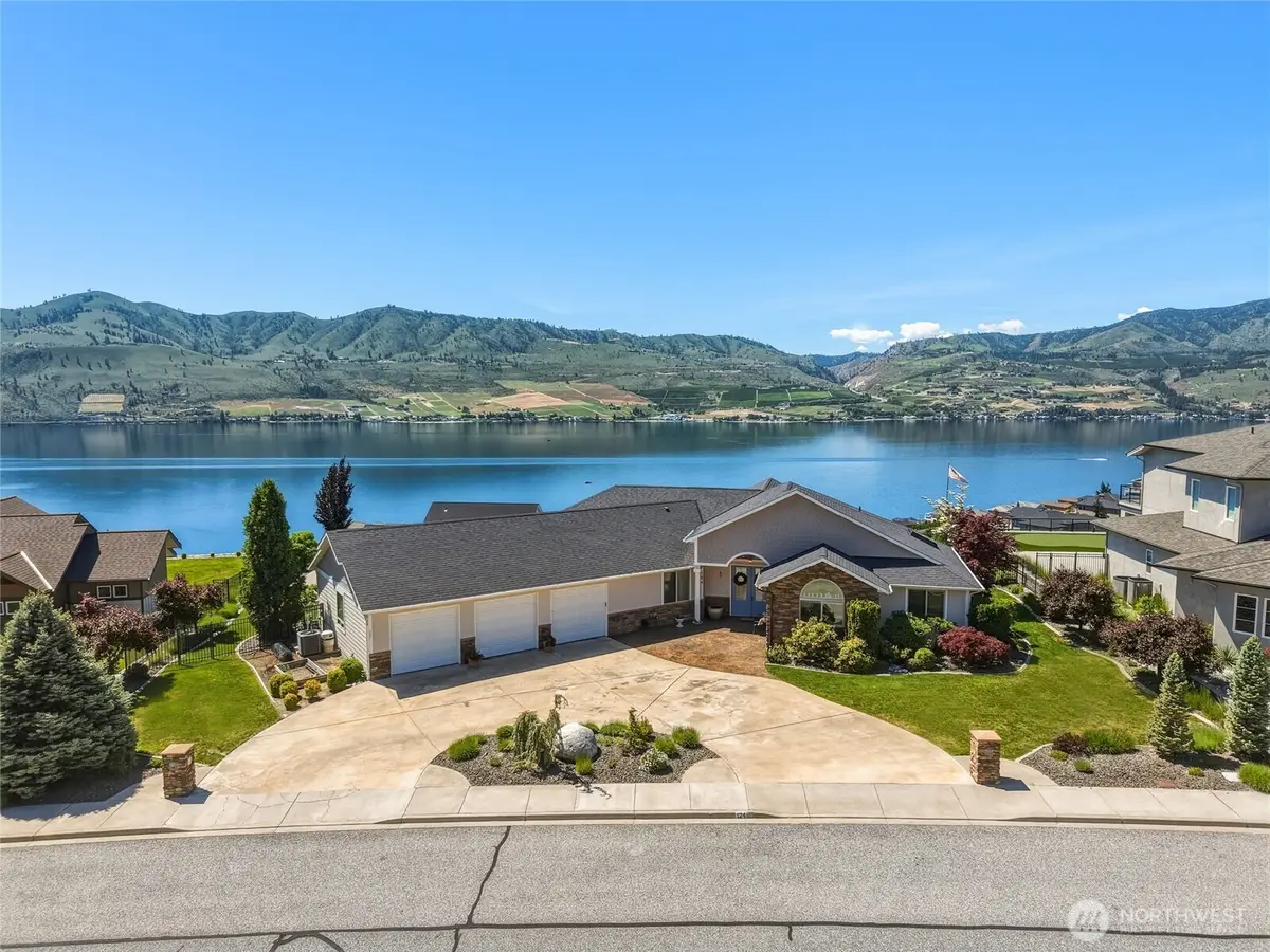124 Waterview Drive, Chelan, WA 98816 - #1