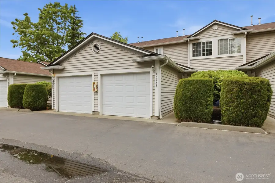 10907 63rd Street E, Puyallup, WA 98372 - #2