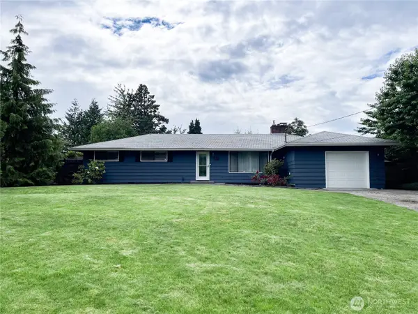 811 Hilltop Avenue, Kent, WA 98031