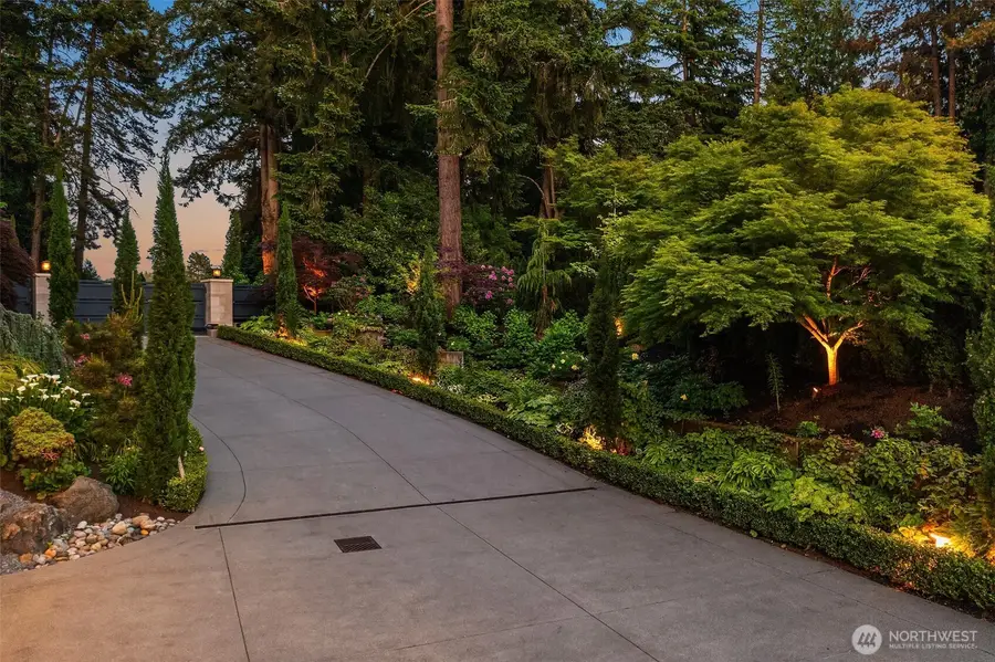 3253 Hunts Point Road, Bellevue, WA 98004 - #2