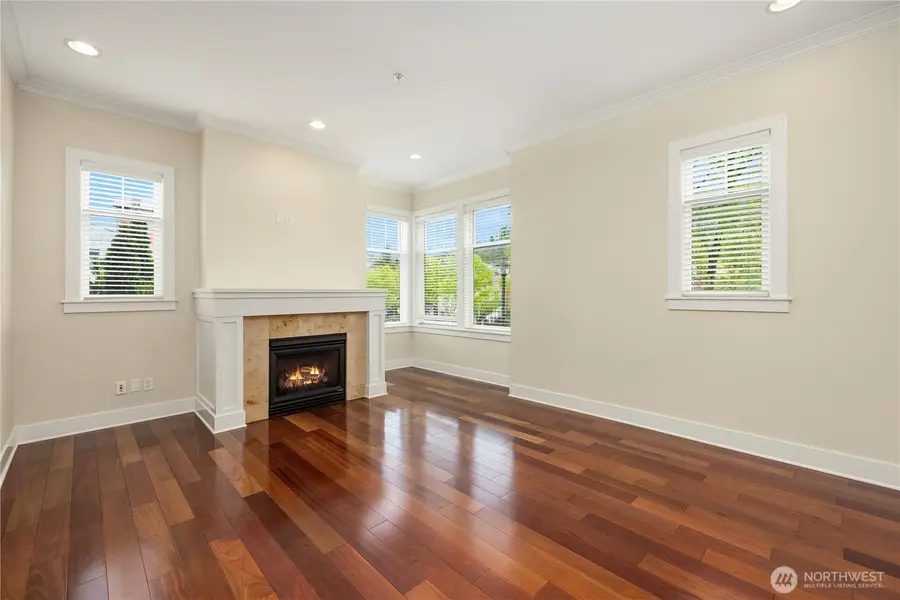 1186 NE Park Drive Ne, Issaquah, WA 98029 - #3