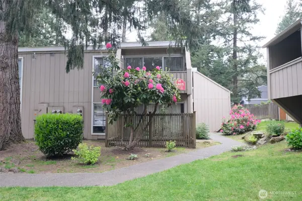 4823 180th Street Sw #H-204, Lynnwood, WA 98037