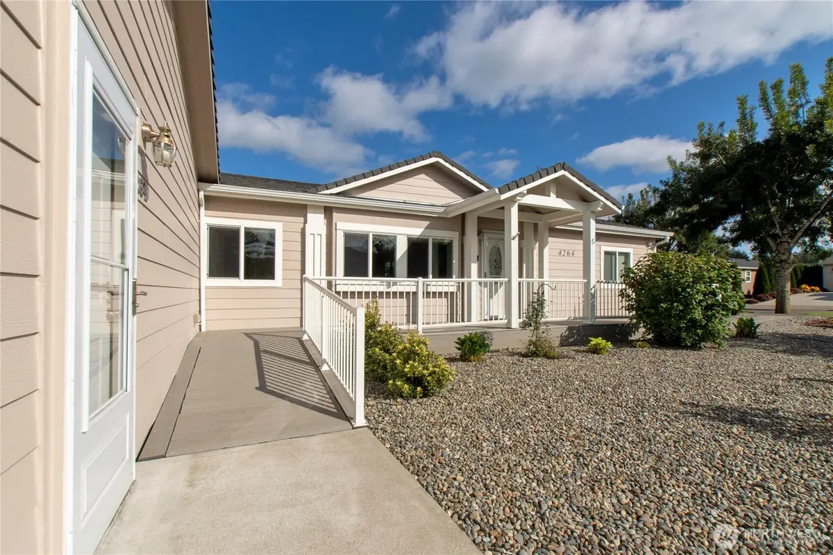 4264 Lakeview Lane Se, Lacey, WA 98503 - #1