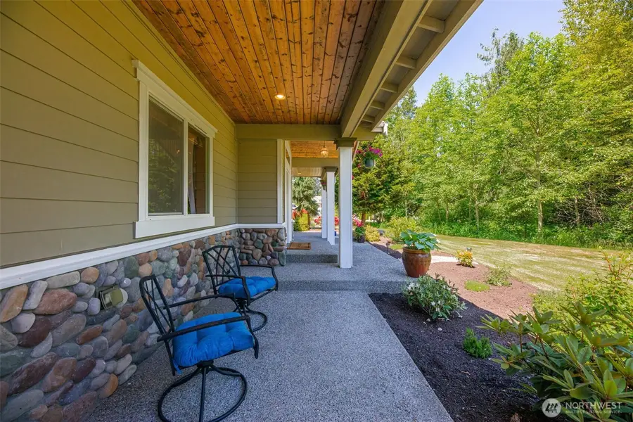 18421 25th Drive Nw, Stanwood, WA 98292 - #3