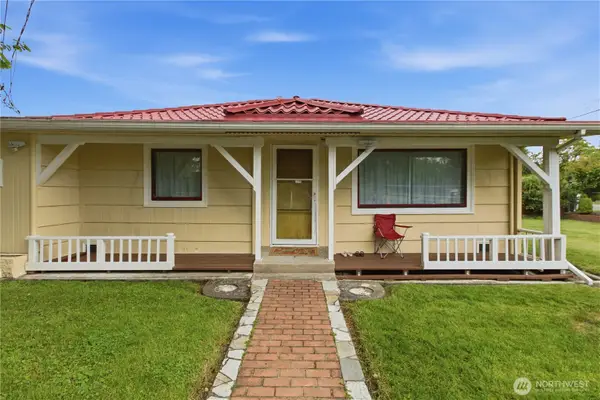 1860 S 128th Street, Burien, WA 98168