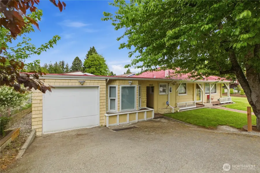1860 S 128th Street, Burien, WA 98168 - #2
