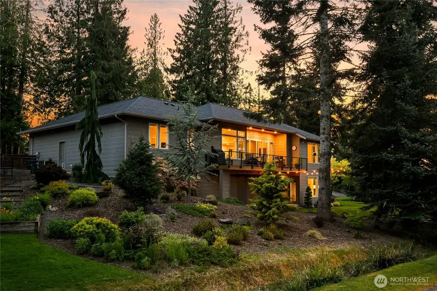 28 Strawberry Point Road, Bellingham, WA 98229 - #2