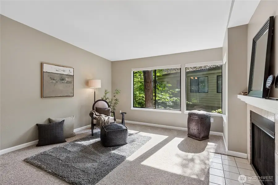 1380 Bellevue Way Ne #4, Bellevue, WA 98004 - #3