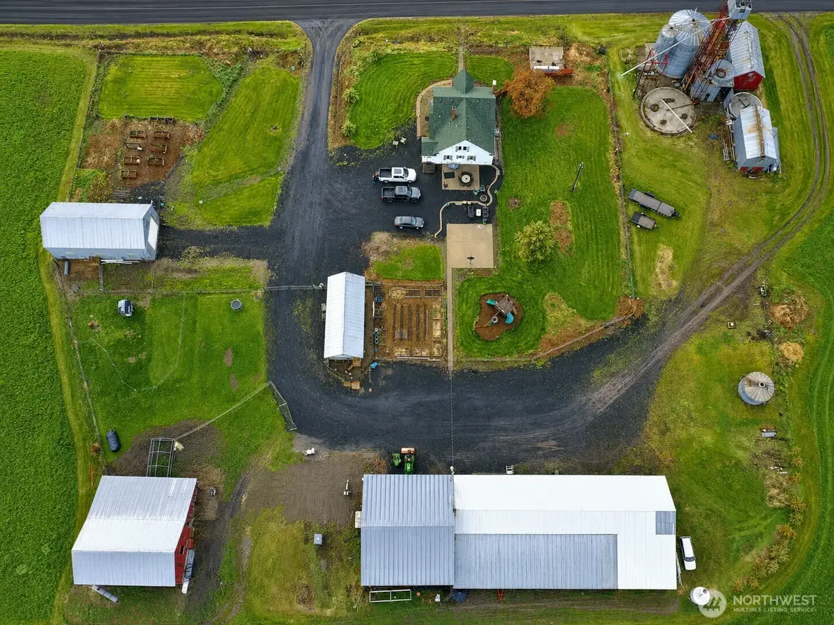 39919 S Farmington Road, Latah, WA 99108 - #1