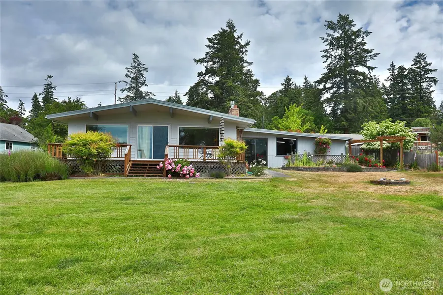 538 Bush Point Road, Freeland, WA 98249 - #2