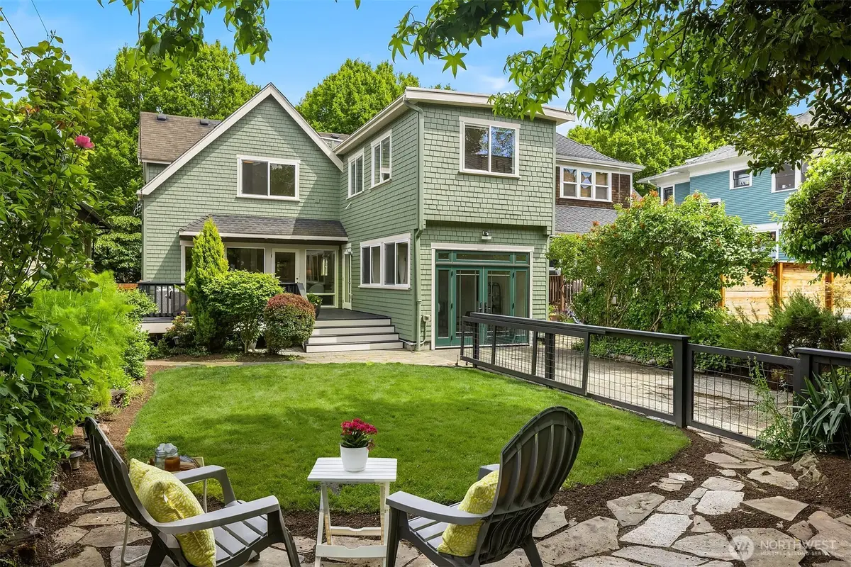 1131 19th Avenue E, Seattle, WA 98112 - #1