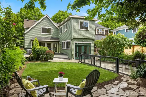 1131 19th Avenue E, Seattle, WA 98112
