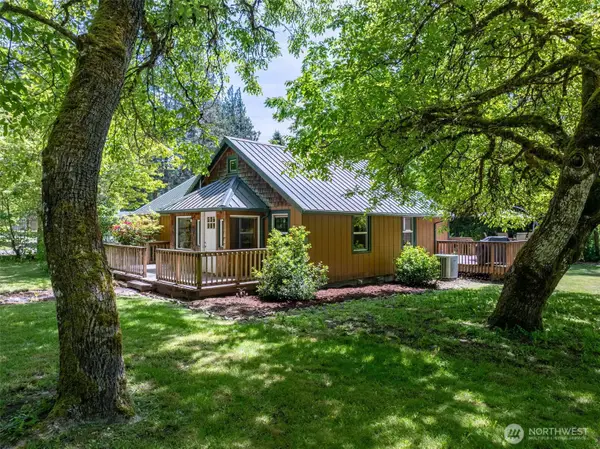 1364 Silverbrook Road, Randle, WA 98377