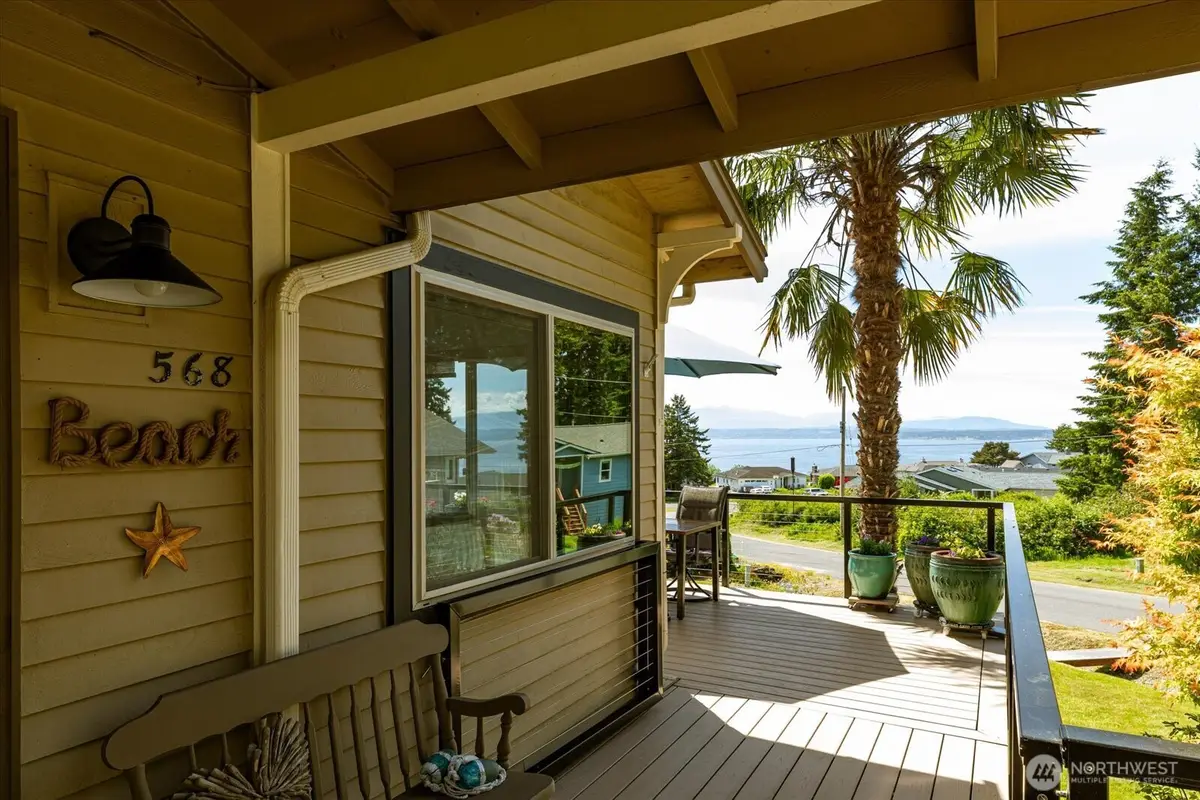 568 Dolphin Drive, Freeland, WA 98249 - #1