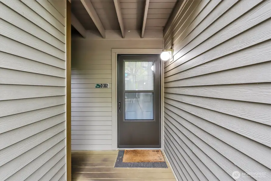 4895 76th Street Sw #D-302, Mukilteo, WA 98275 - #3