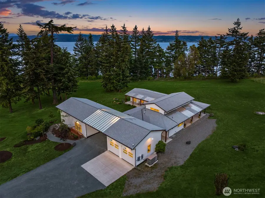 1035 Susan Street, Coupeville, WA 98239 - #2