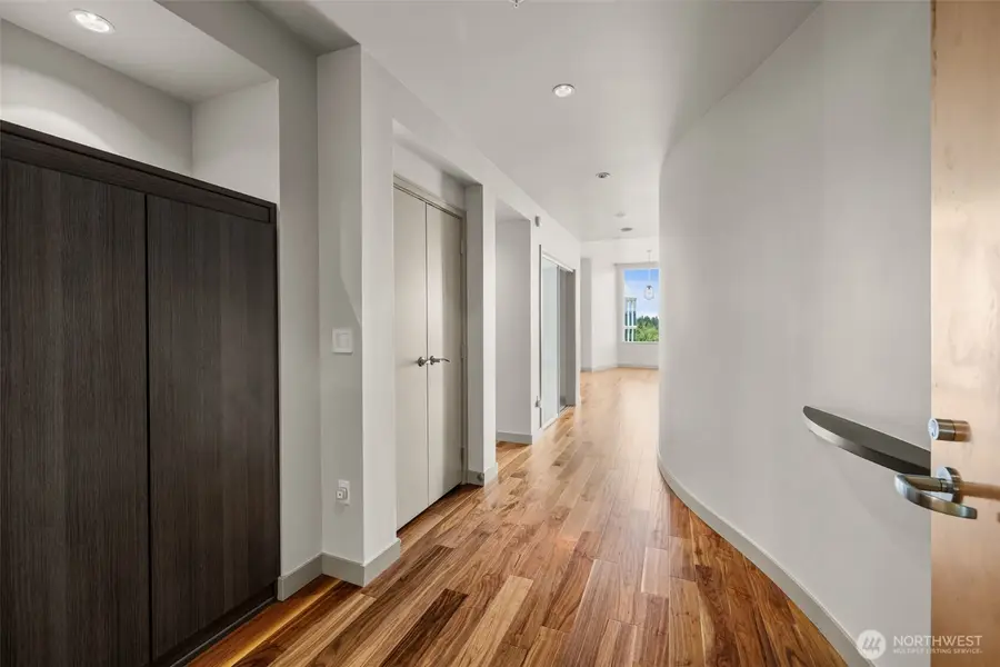 10610 NE 9th Place #2307, Bellevue, WA 98004 - #3