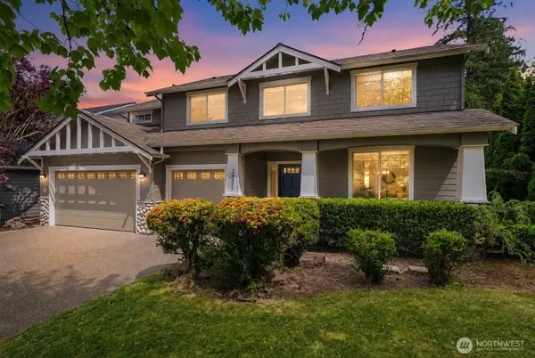 24923 NE 3rd Place, Sammamish, WA 98074