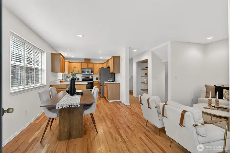 9257 Interlake Avenue N, Seattle, WA 98103 - #2